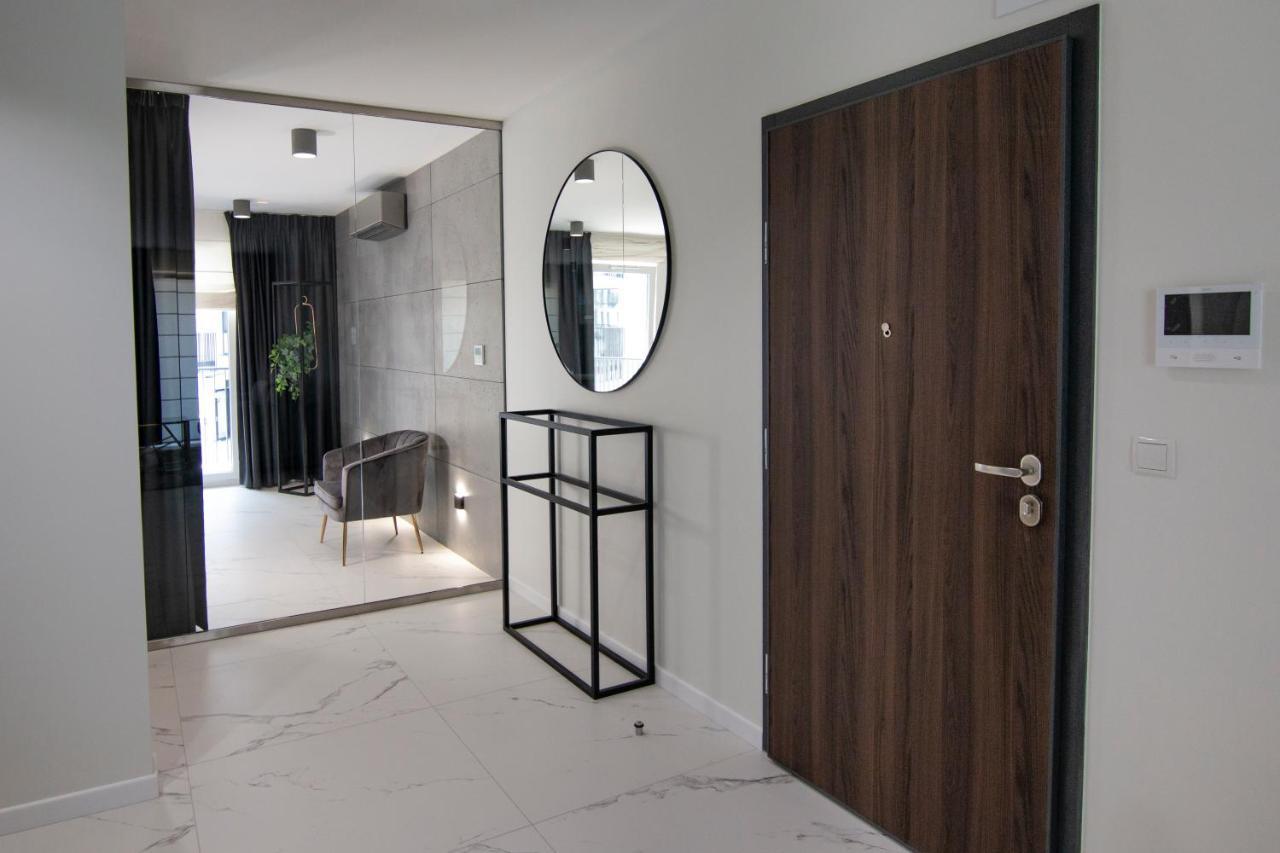El Apartments - Aries Poznań Exteriör bild