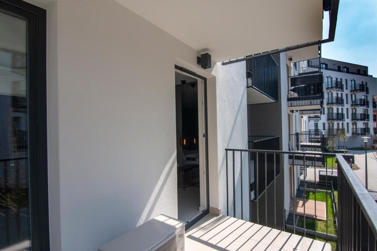 El Apartments - Aries Poznań Exteriör bild